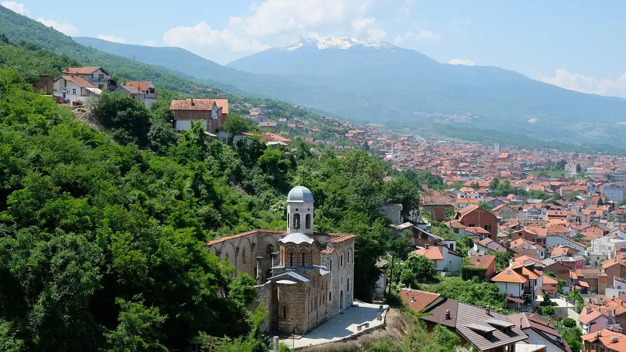 Kosovo vakantie: alternatieve bestemmingen zoals Spanje