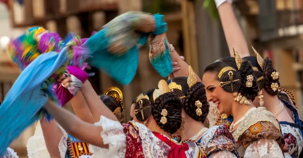 Uitgaansvakantie Spanje: De beste feesten & hotspots