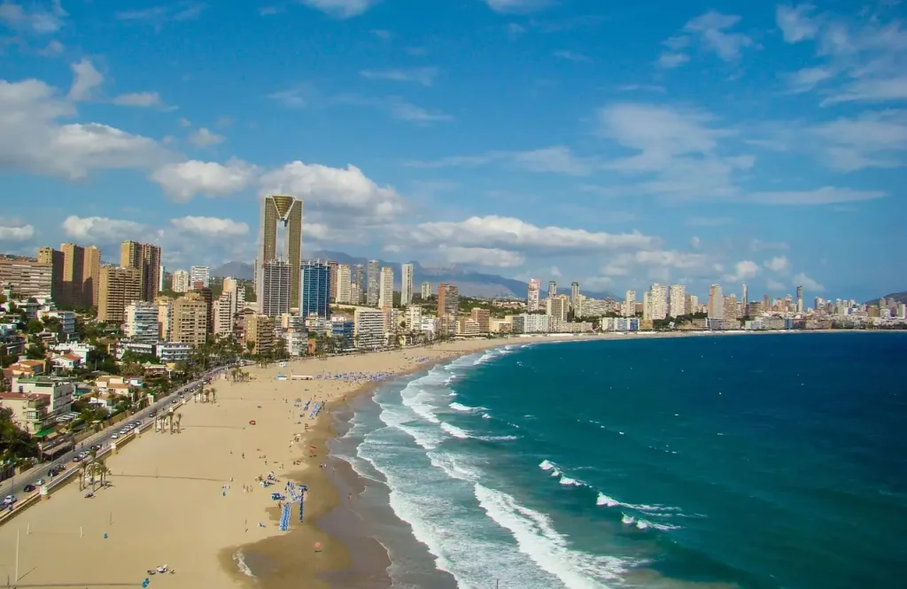 Vakantie Benidorm Spanje: Tips & Aanbiedingen voor 2024