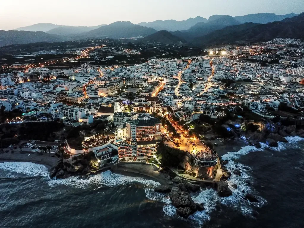 Vakantie Nerja Spanje: Ontdek de mooiste plekjes!